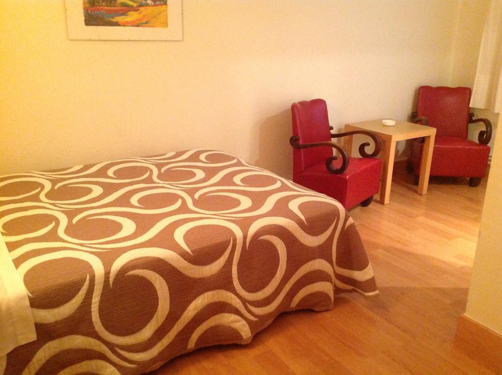 Pension Lizaso Irun Room photo