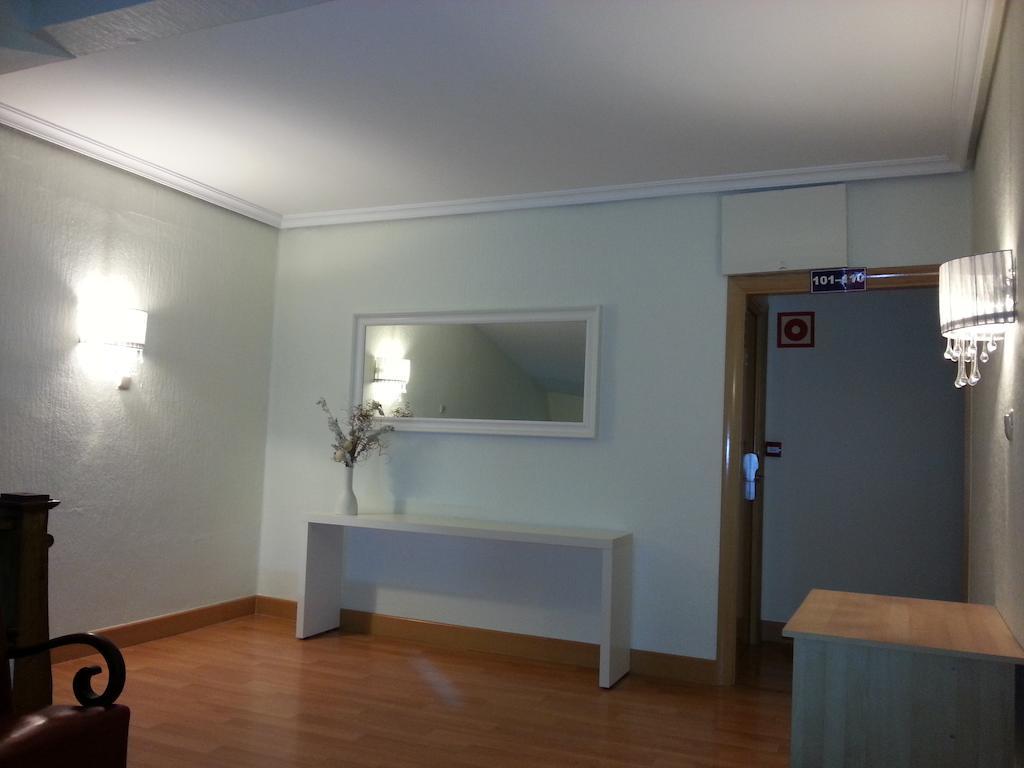 Pension Lizaso Irun Exterior photo